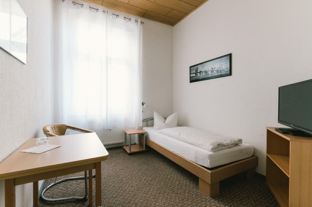 Menzels Pension Drehscheibe Görlitz Exterior foto